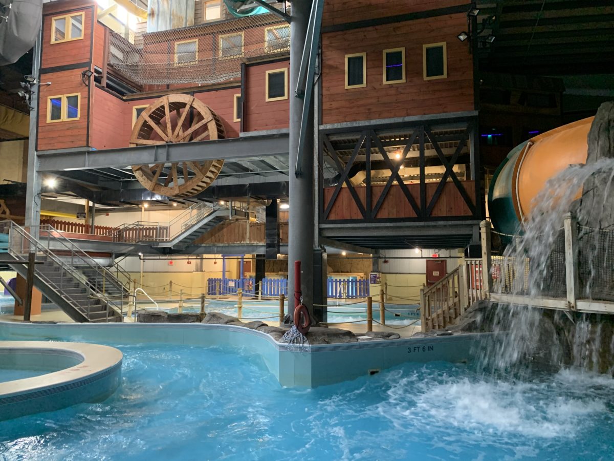 Indoor Water Park in Michigan Gold Rush Waterpark Double JJ